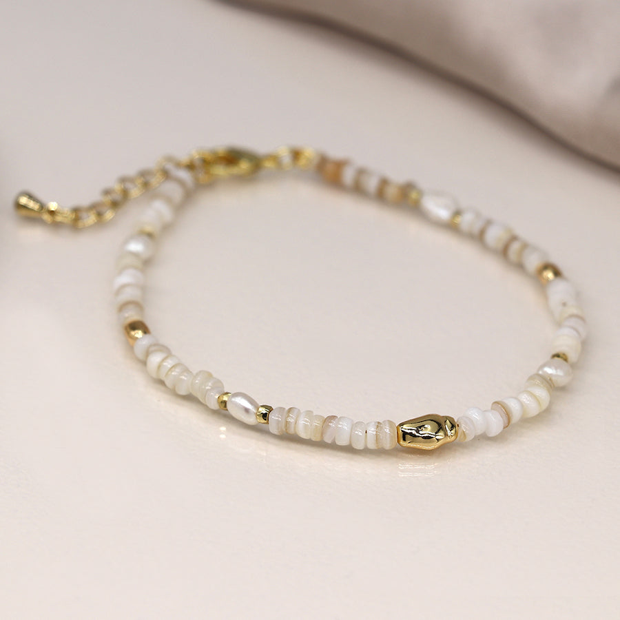 Pearl & Gold Beaded Bracelet