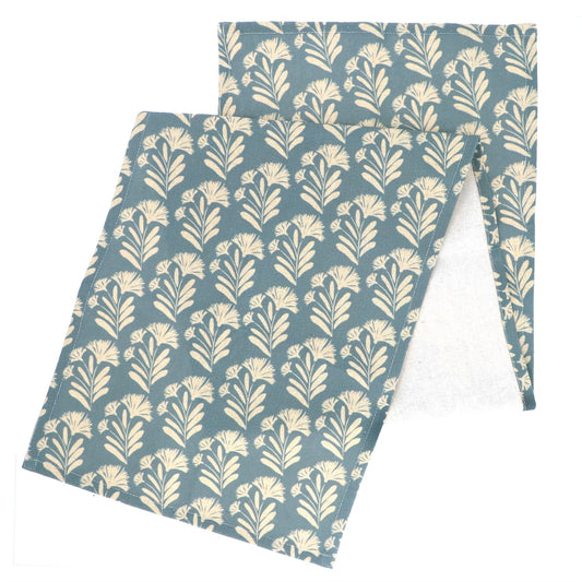 Country Flowers Table Runner